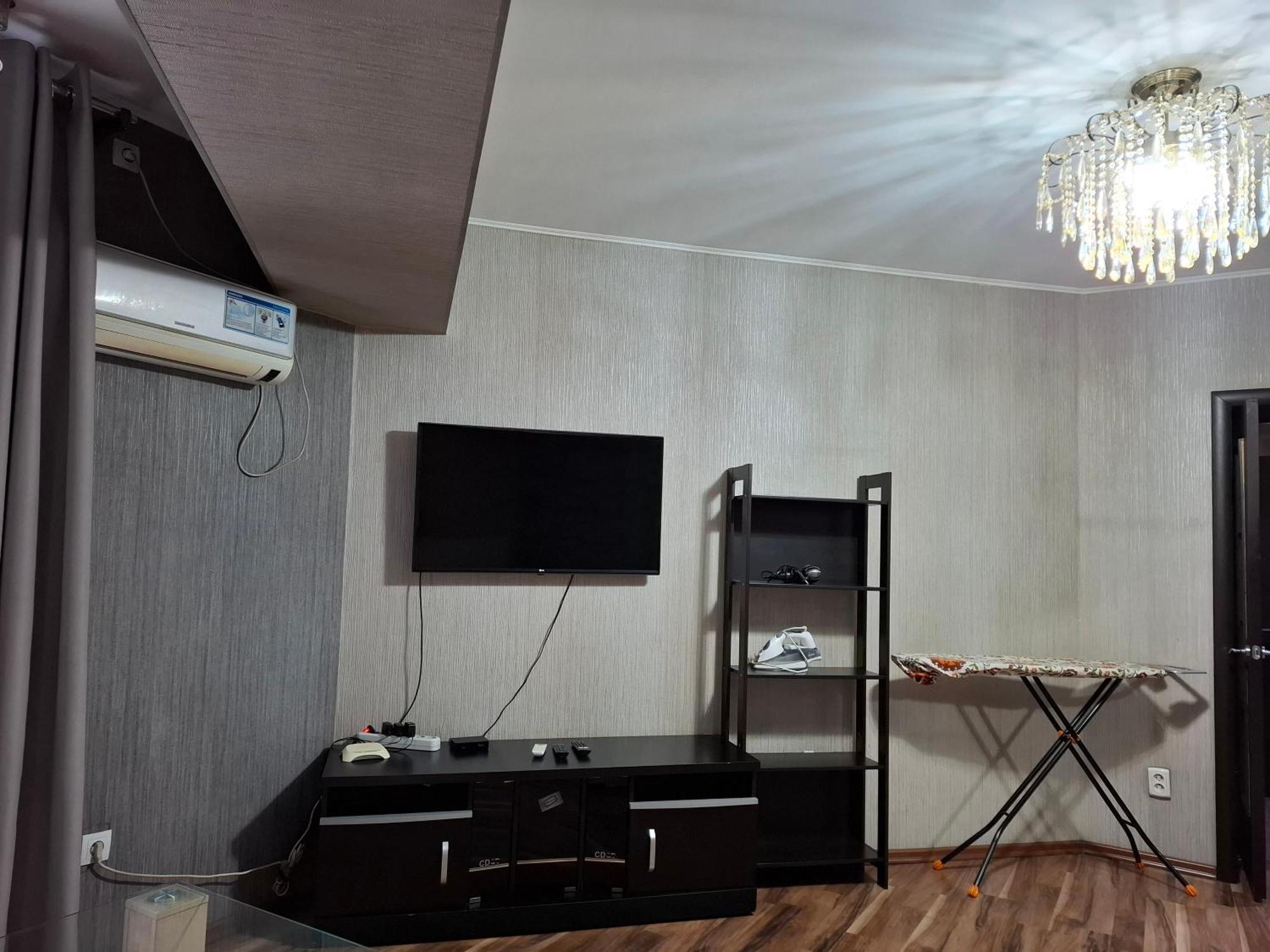 Apartment In Street Kievskaya 49 Бішкек Екстер'єр фото